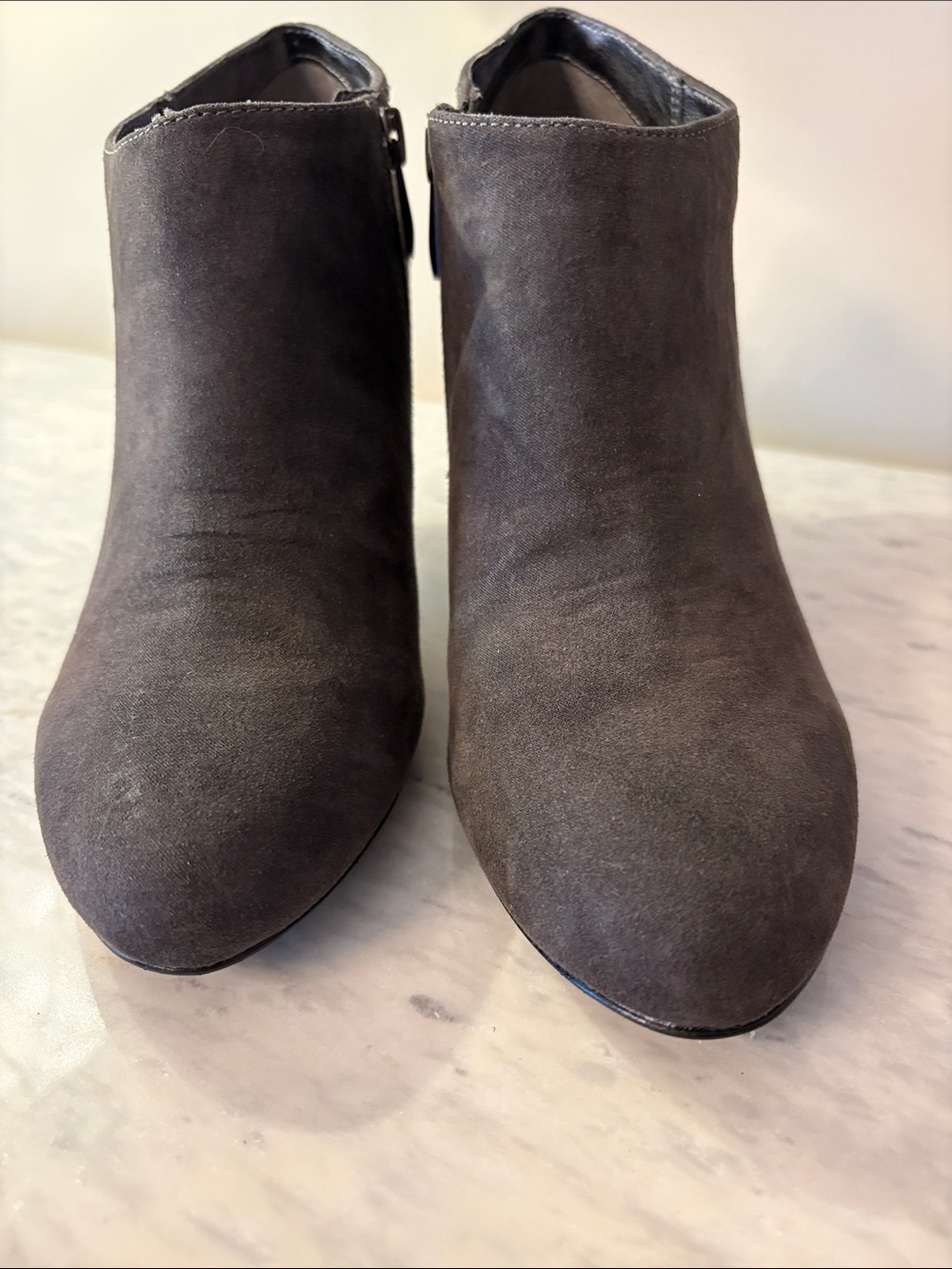 NWT Kathy Van Zeeland Women’s Charcoal Suede Ankle Boots 3” heels 7.5 - Picture 11 of 15